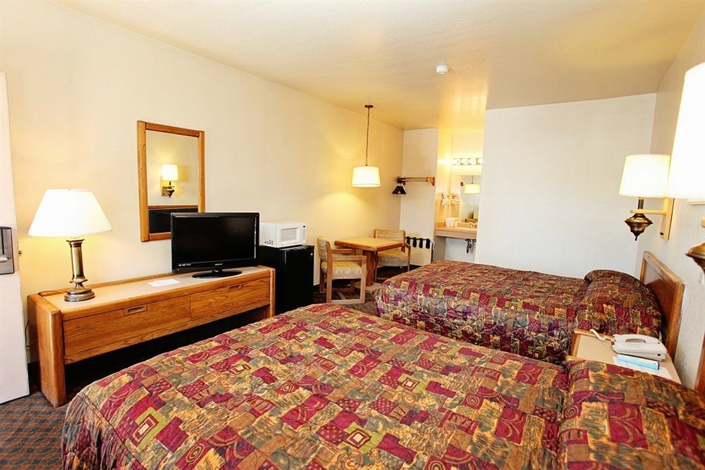 National 9 Inn Wellington Extérieur photo